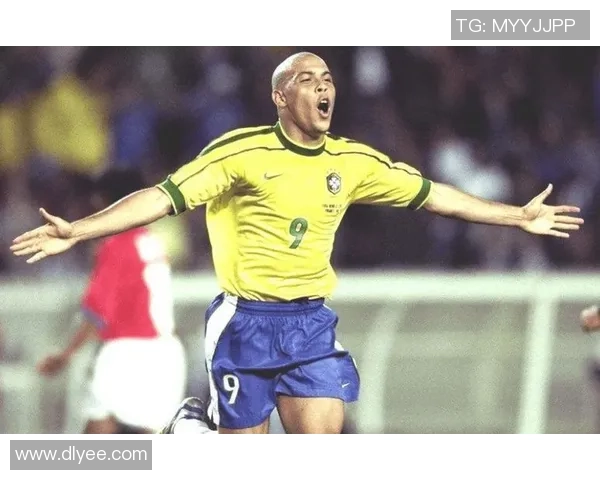 巴西足球历史十大传奇球星排名及其辉煌成就解析 巴西足球历史十大传奇球星排名及其辉煌成就解析